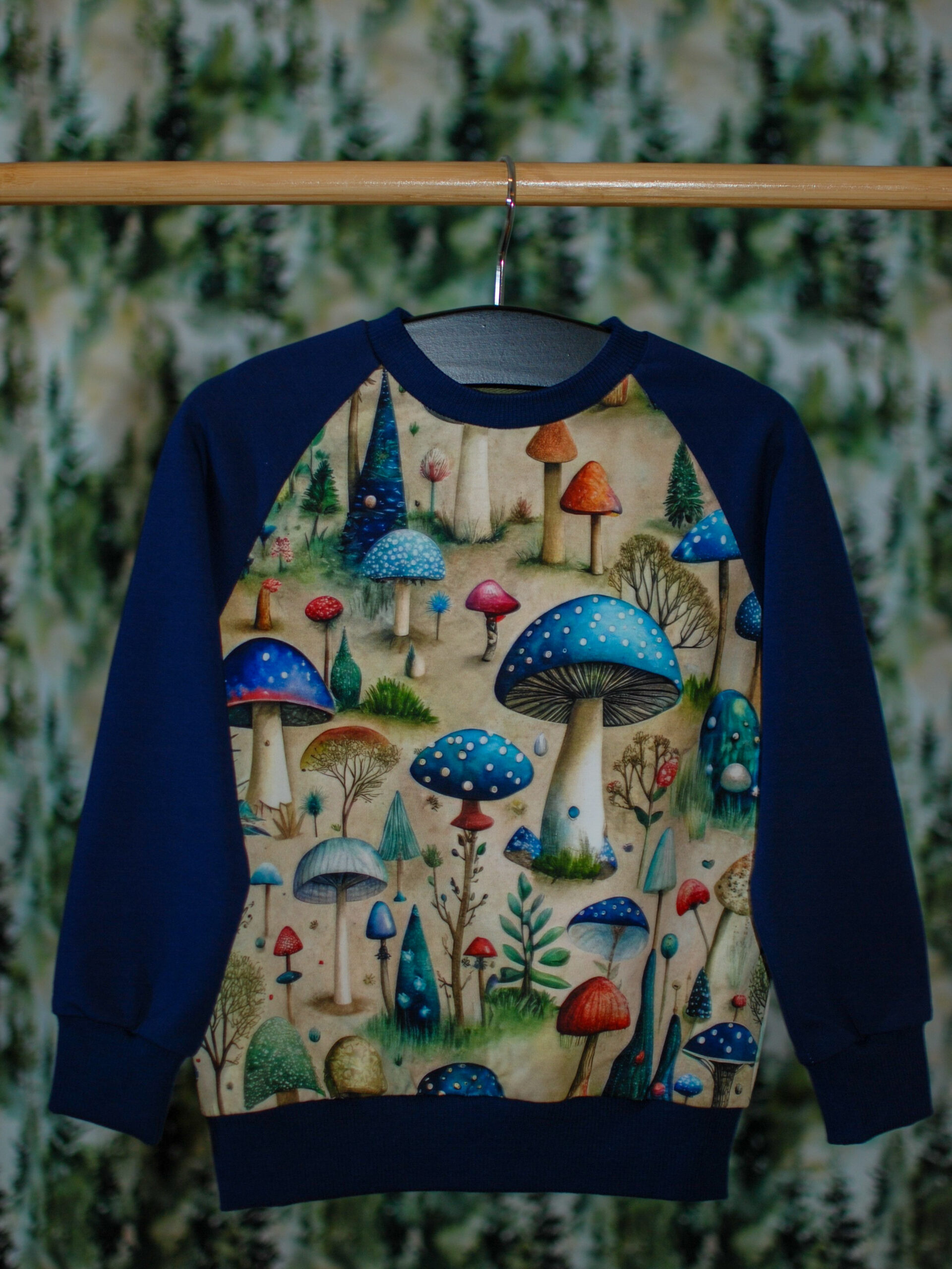 Bluza_dziecko_BKap_grzyby_niebieskie_full