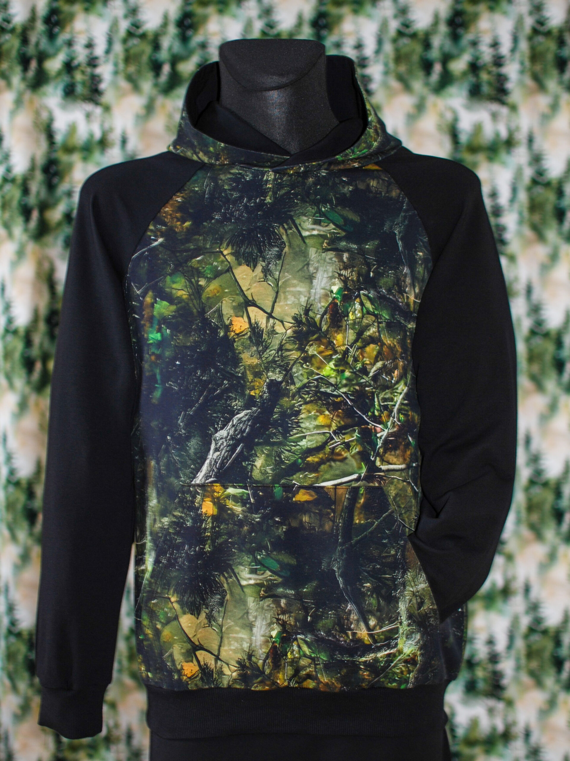 w lesie_męska_full w lesie_męska_full